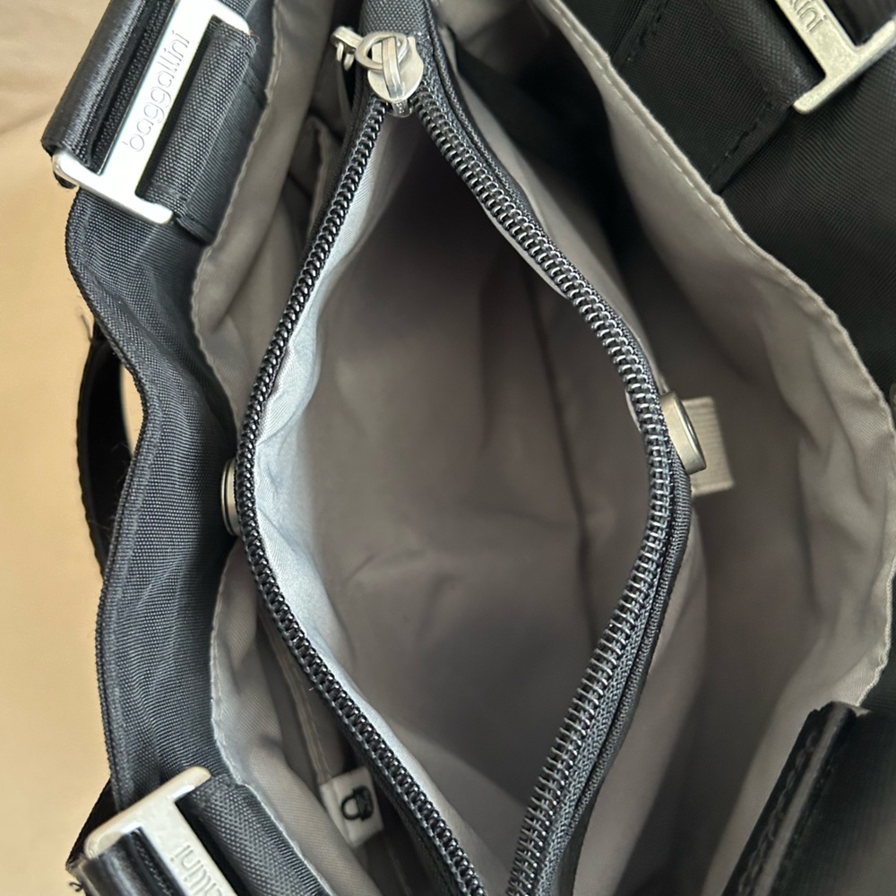 Baggallini Satchel, Tote with Multiple Compartments Turnlock, Crossbody Strap - Picture 12 of 15